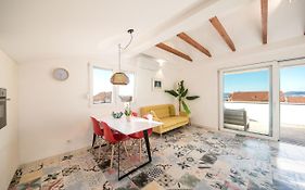 Villa Aurora